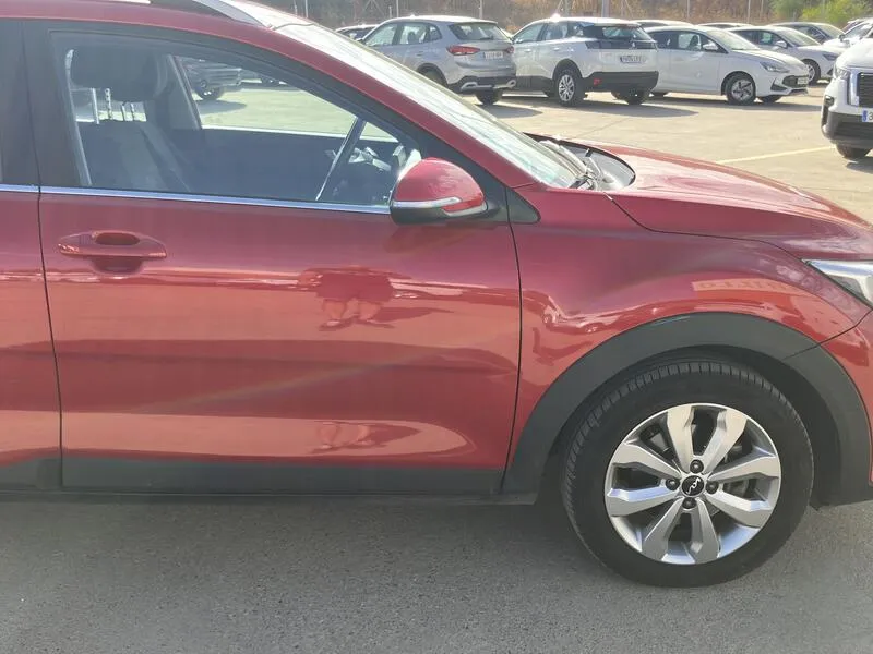 Kia Stonic 1.0 T-GDi MHEV iMT Drive Plus(SP)(SL) - foto 25