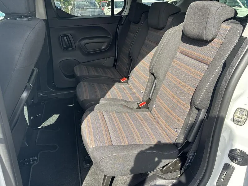 Opel Combo e Life BEV 50kWh Elegance Plus L - foto 36