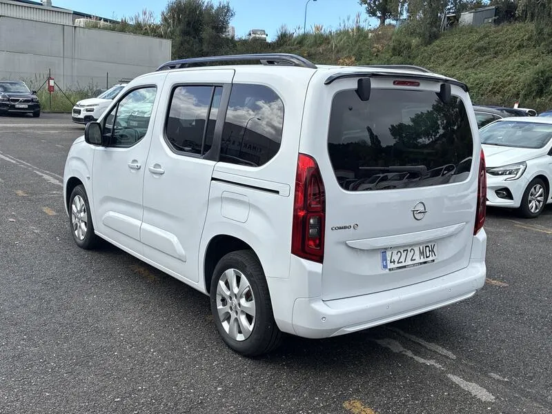 Opel Combo e Life BEV 50kWh Elegance Plus L - foto 8