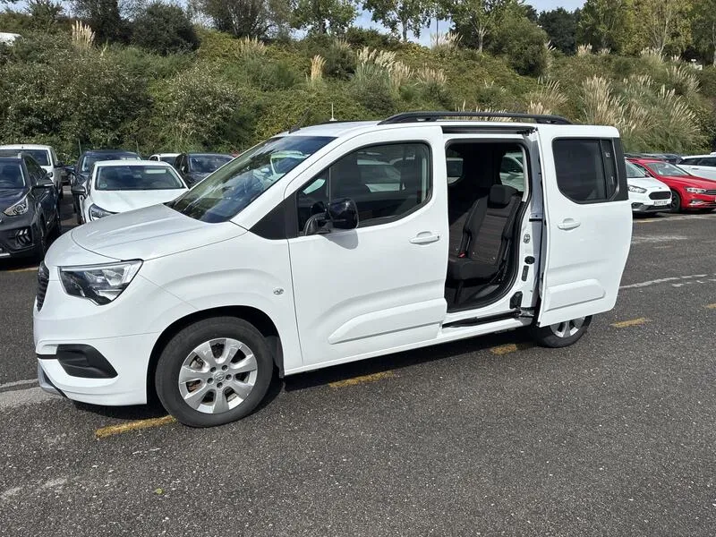 Opel Combo e Life BEV 50kWh Elegance Plus L - foto 35