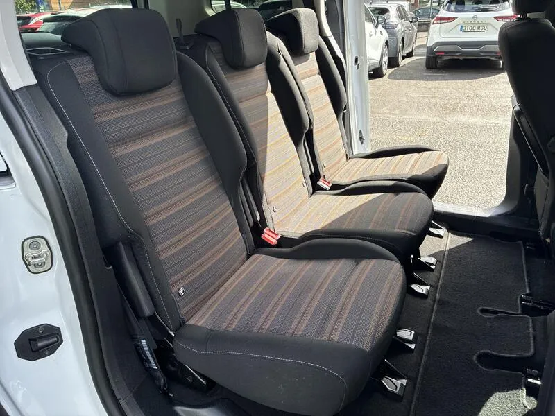 Opel Combo e Life BEV 50kWh Elegance Plus L - foto 38