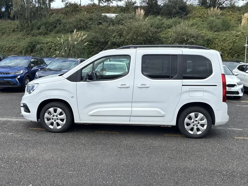 Opel Combo e Life BEV 50kWh Elegance Plus L - foto 9