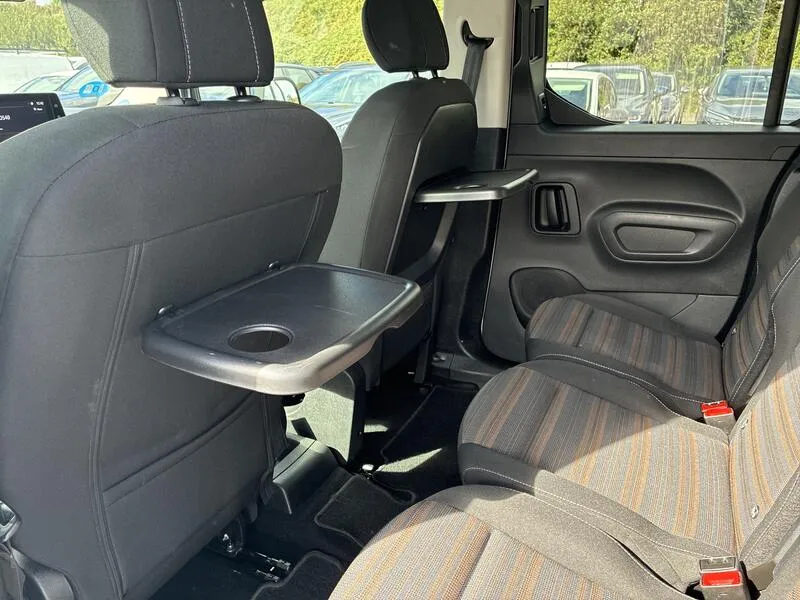 Opel Combo e Life BEV 50kWh Elegance Plus L - foto 32