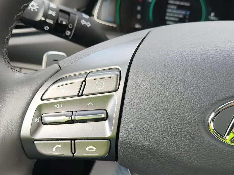 Hyundai Ioniq 2019 berlina con porton 1.6 GDI PHEV Tecno DCT - foto 26