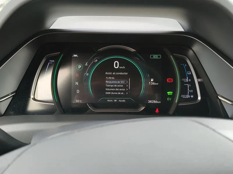 Hyundai Ioniq 2019 berlina con porton 1.6 GDI PHEV Tecno DCT - foto 17