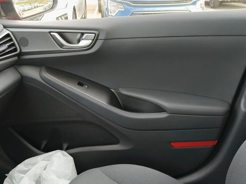 Hyundai Ioniq 2019 berlina con porton 1.6 GDI PHEV Tecno DCT - foto 21