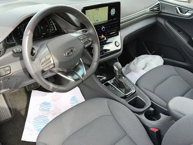 Hyundai Ioniq 2019 berlina con porton 1.6 GDI PHEV Tecno DCT - foto 10