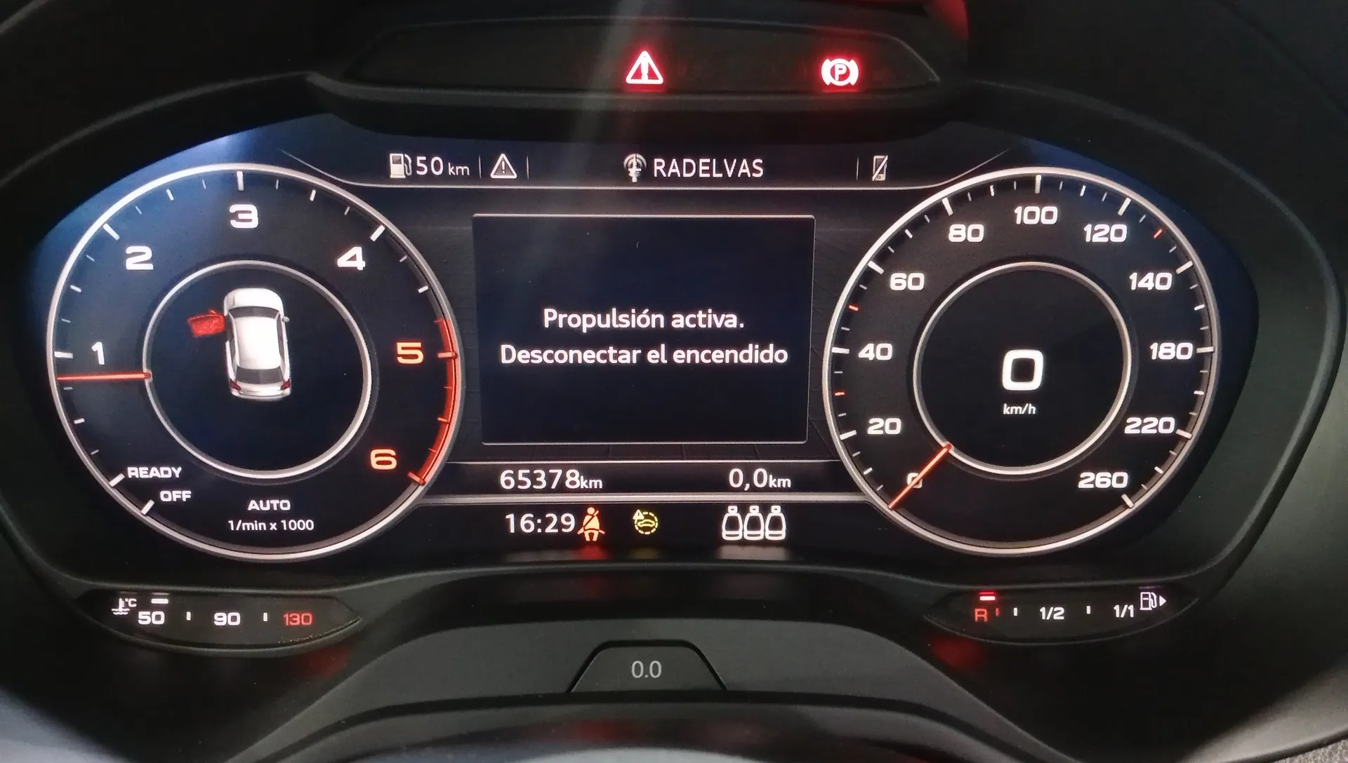 Audi Q2 S line 30 TDI - foto 11