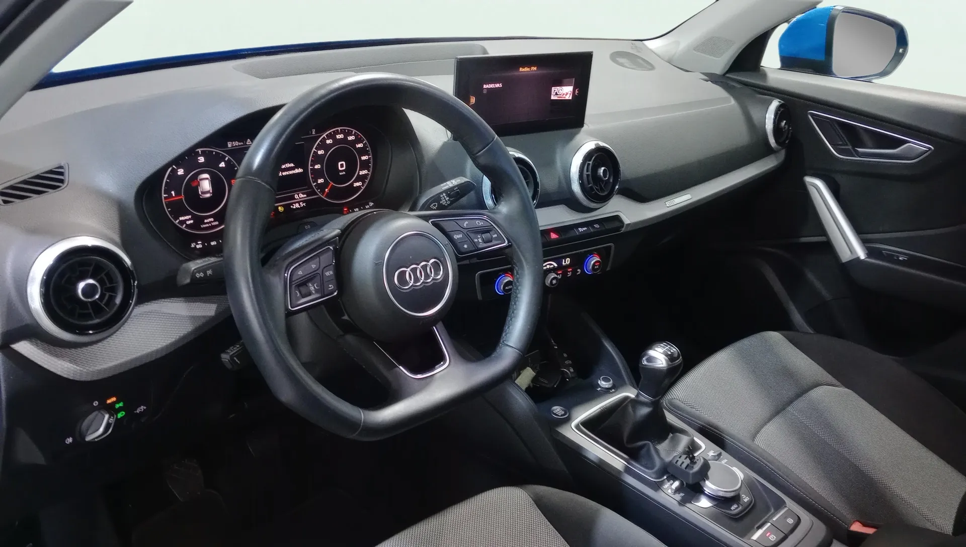 Audi Q2 S line 30 TDI - foto 6
