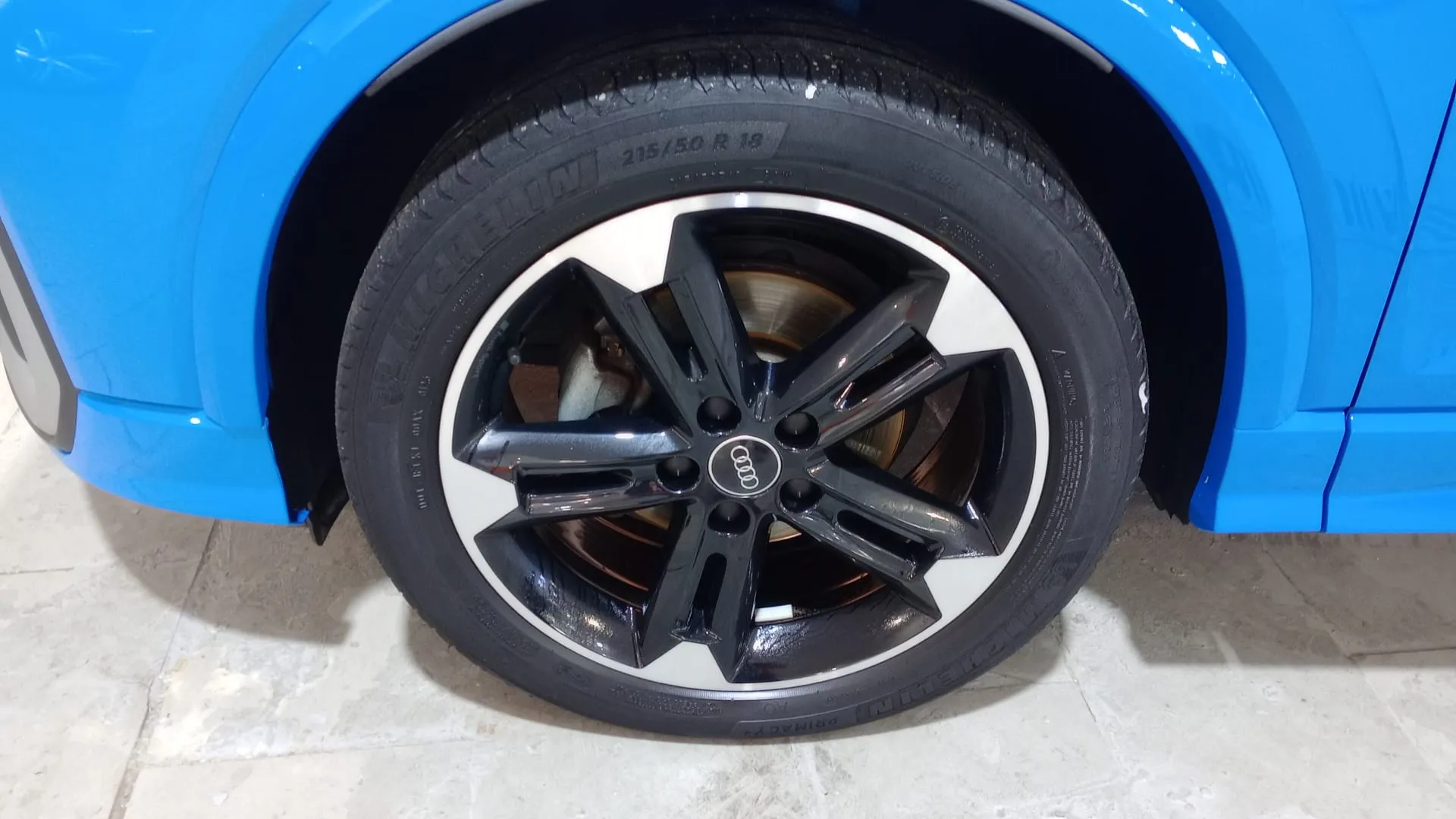 Audi Q2 S line 30 TDI - foto 18