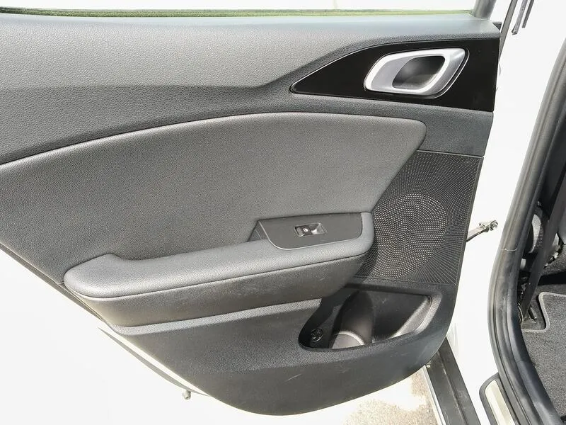 Kia XCeed 1.0 T-GDi Tech - foto 35