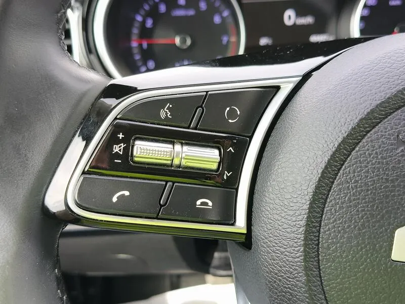 Kia XCeed 1.0 T-GDi Tech - foto 26