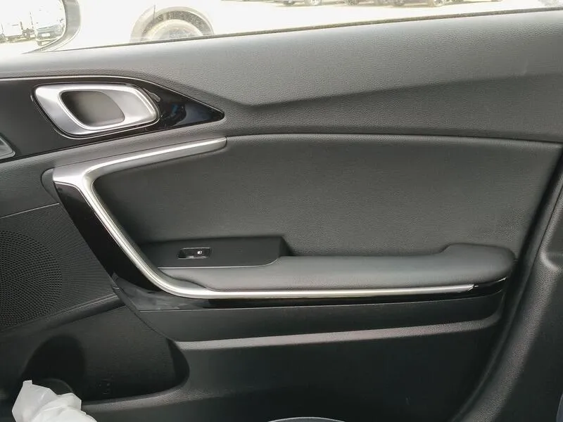 Kia XCeed 1.0 T-GDi Tech - foto 21