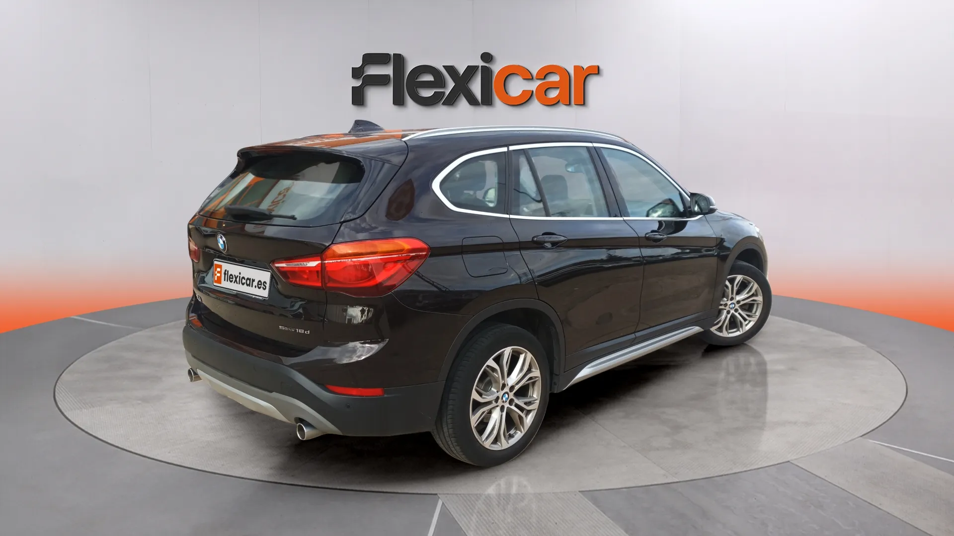BMW X1 sDrive18d - foto 4