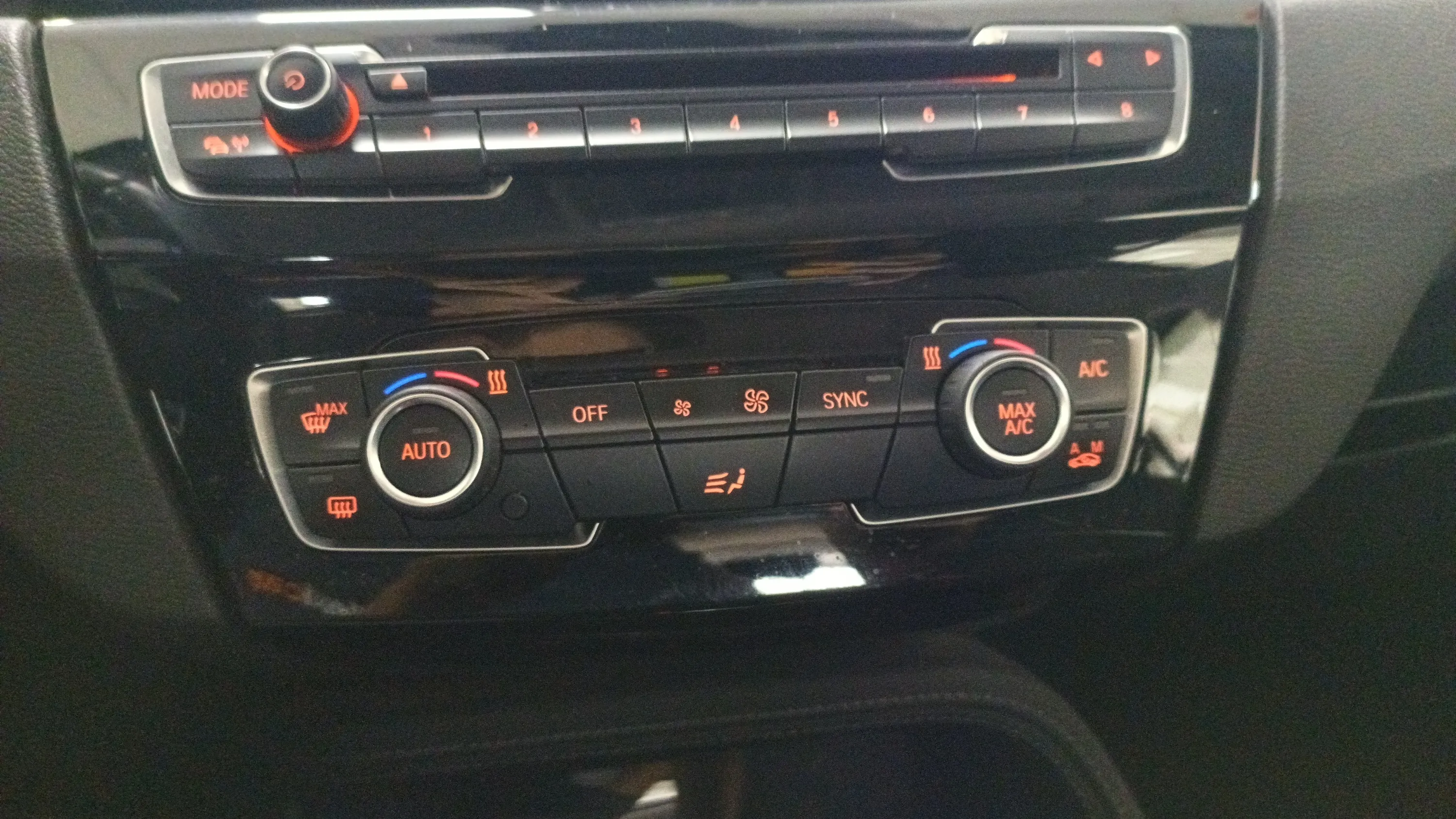 BMW X1 sDrive18d - foto 22