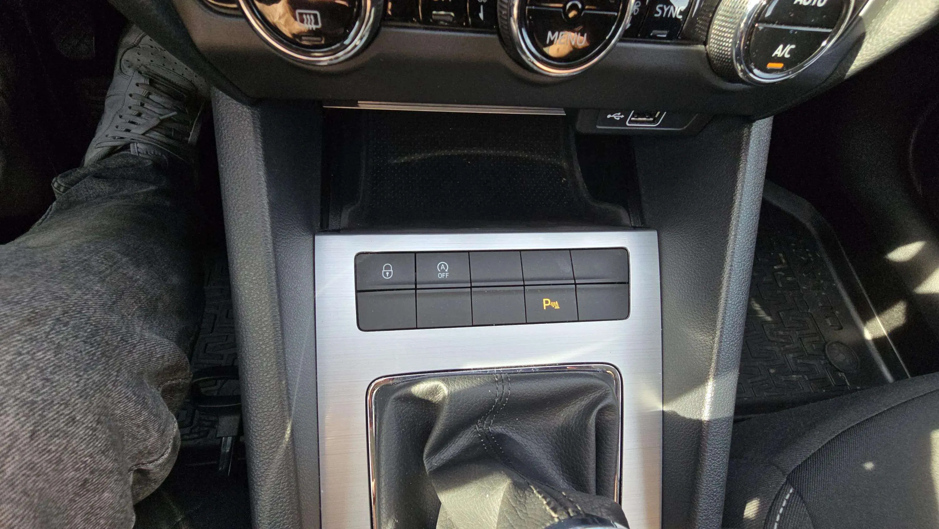 Škoda Octavia 1.5 TSI Style - foto 22
