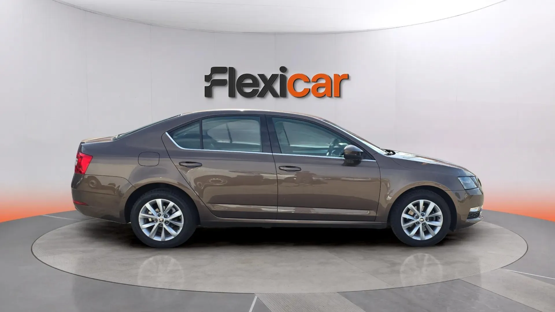 Škoda Octavia 1.5 TSI Style - foto 6