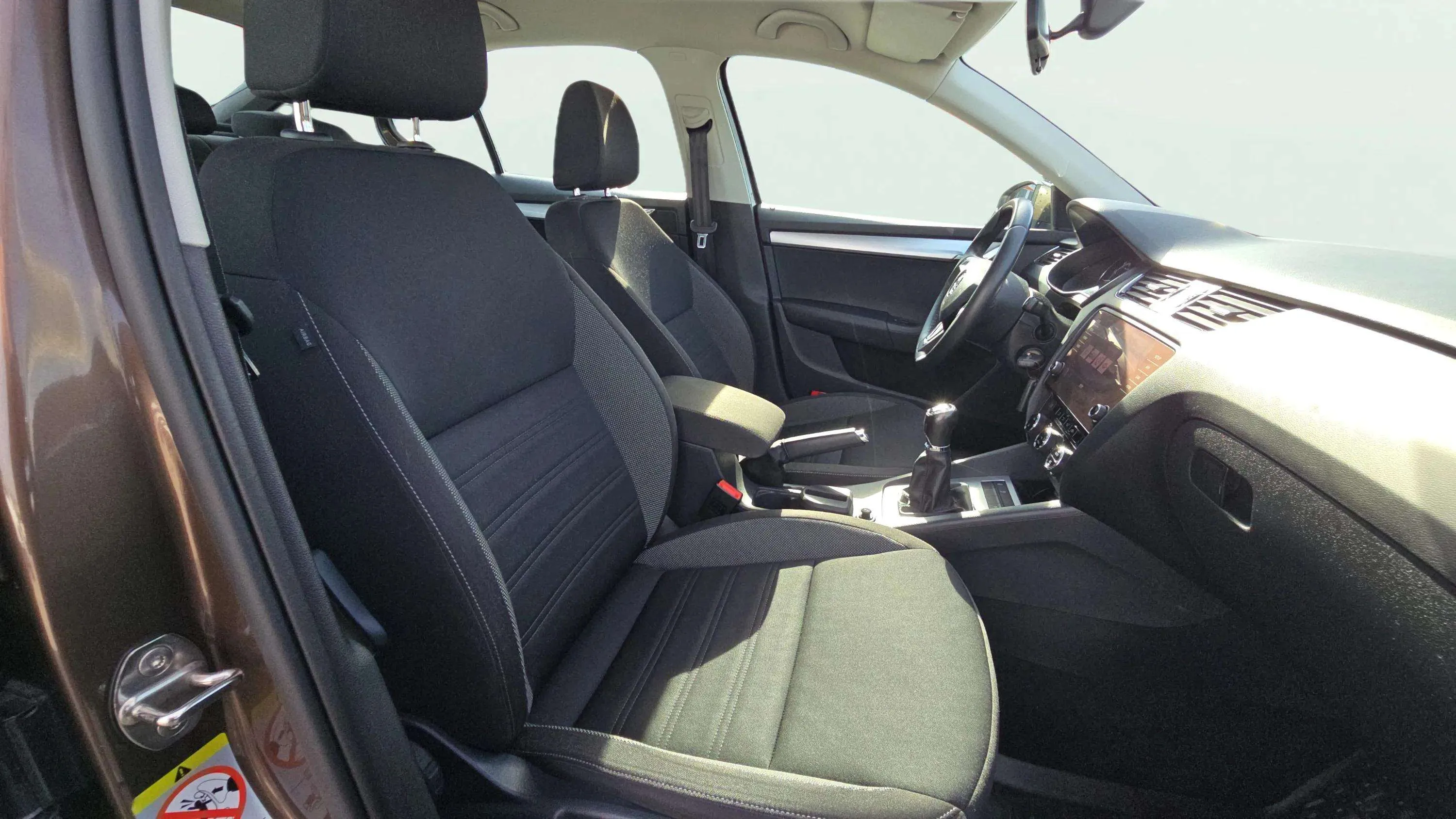 Škoda Octavia 1.5 TSI Style - foto 16