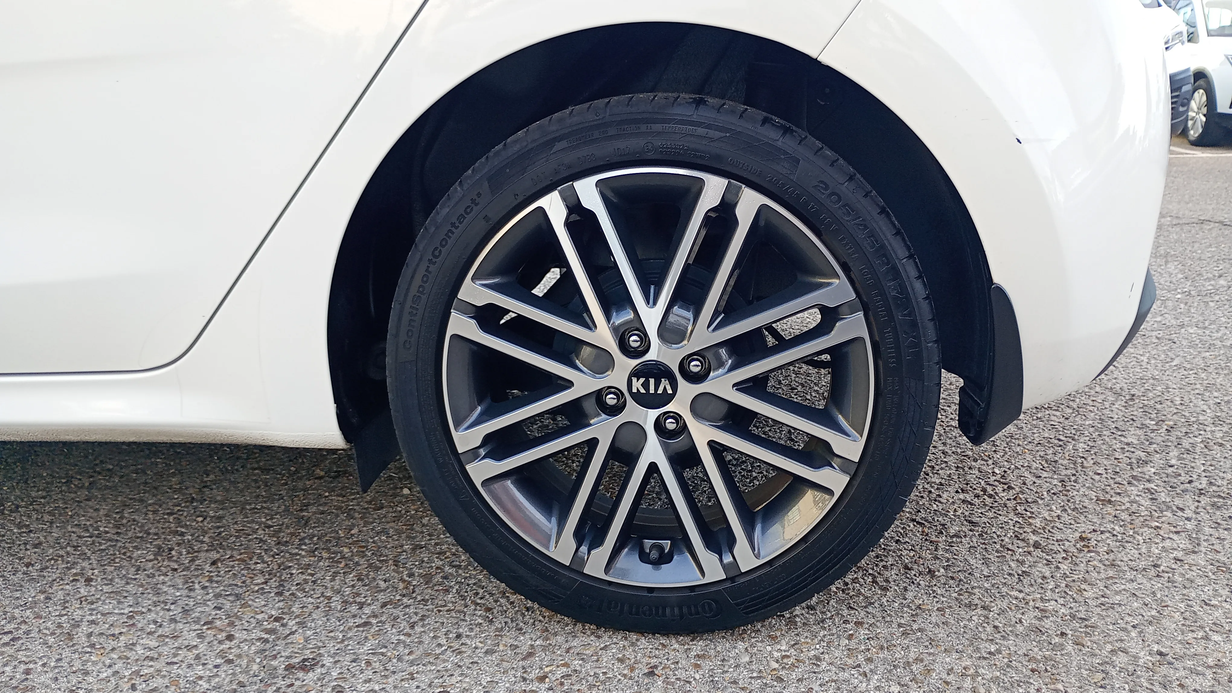 Kia Rio 1.0 T-GDi Tech - foto 11