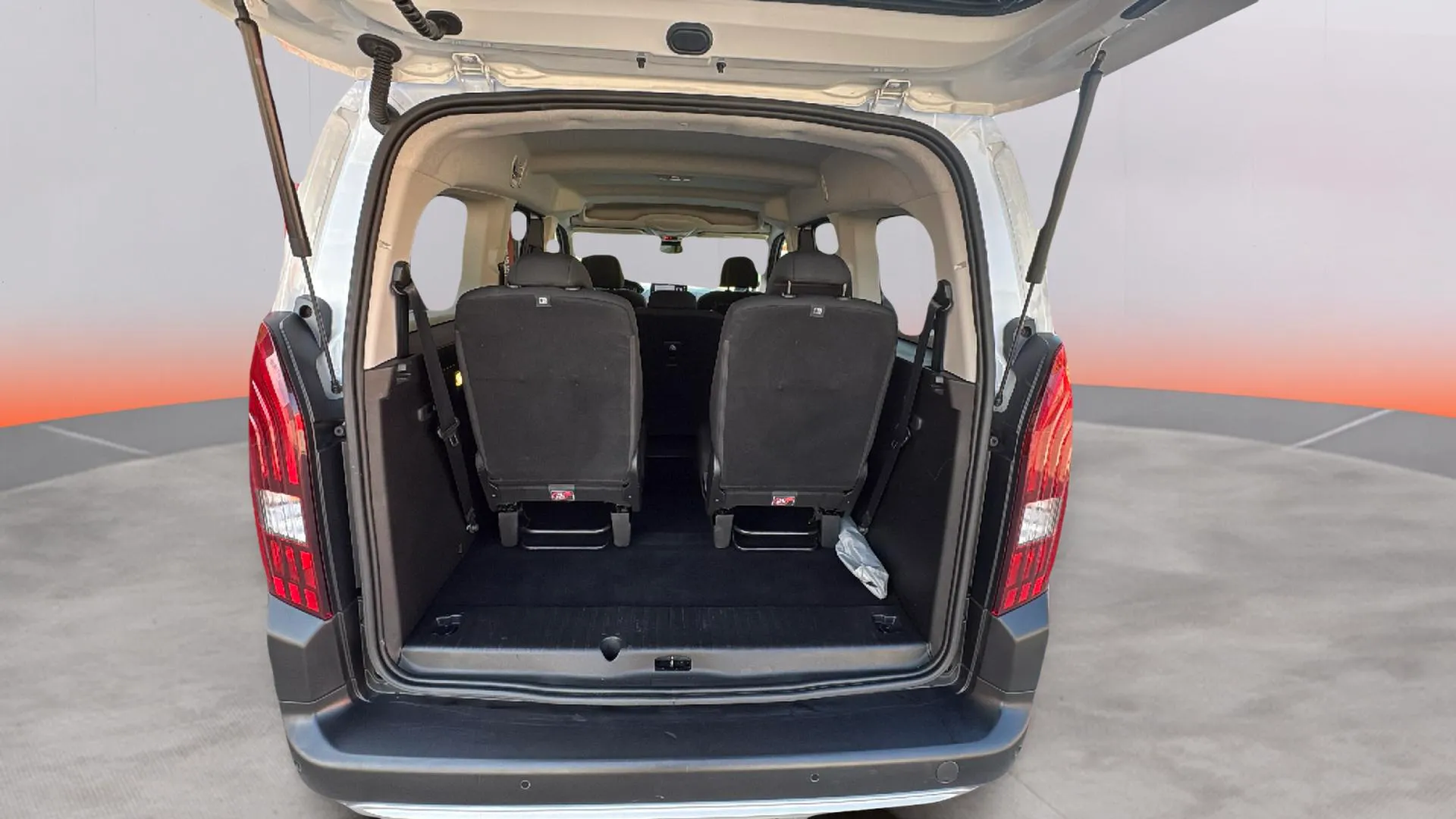 Peugeot Rifter Allure BlueHDi 130 EAT8 Long - foto 13