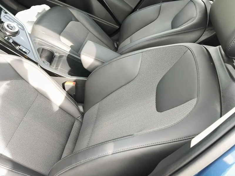 Kia Niro 1.6 GDi HEV Drive - foto 31