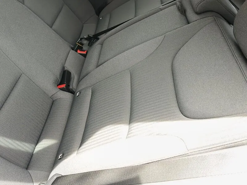 Hyundai Ioniq 1.6 GDI HEV Klass DCT - foto 34