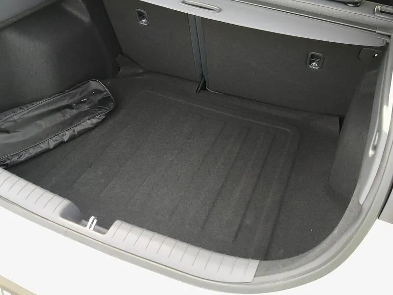 Hyundai Ioniq 1.6 GDI HEV Klass DCT - foto 39
