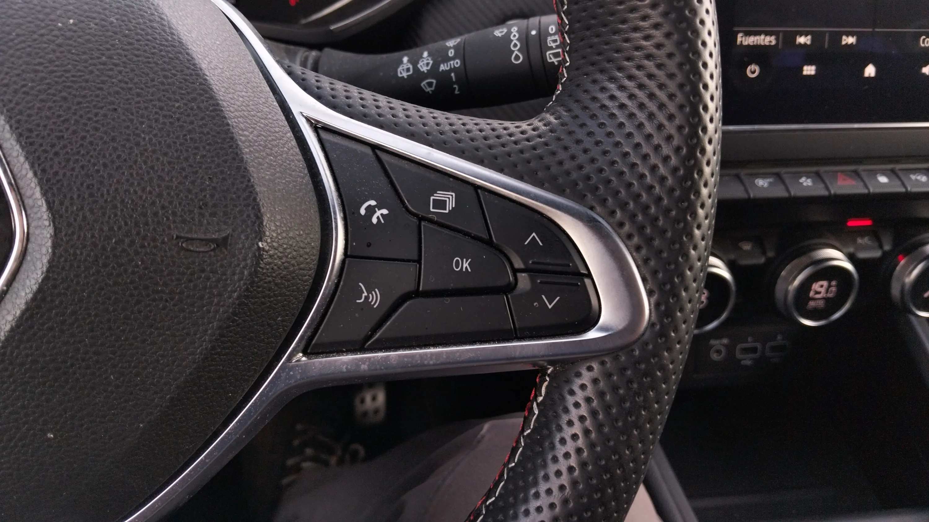 Renault Clio RS Line TCe - foto 21