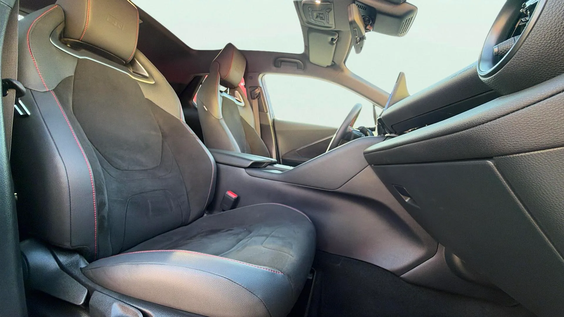 Toyota C-HR 2.0 200H GR Sport - foto 16