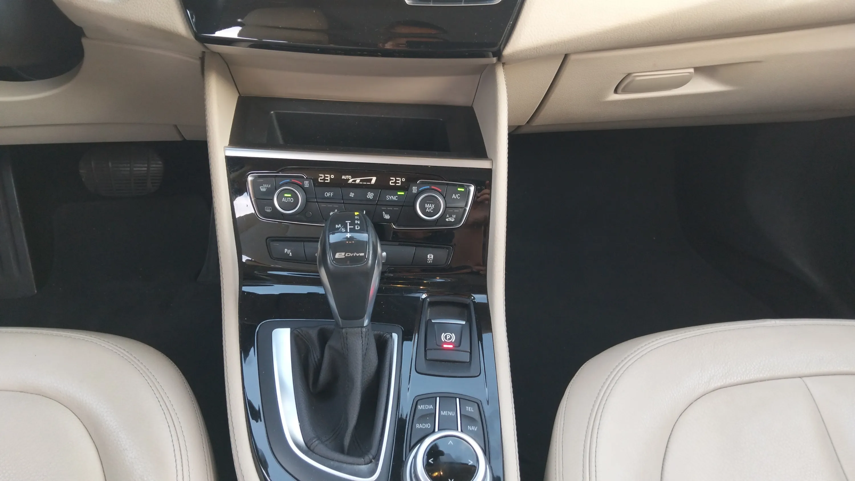 BMW Serie 2 Active Tourer 225xe iPerformance - foto 14