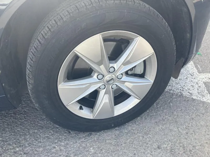 Volvo XC60 2.0 B4 D Core - foto 12