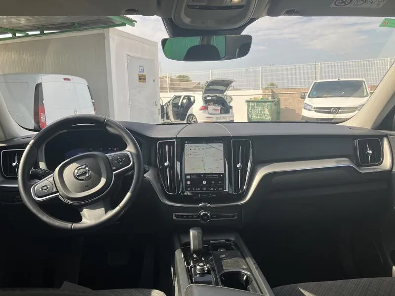 Volvo XC60 2.0 B4 D Core - foto 25
