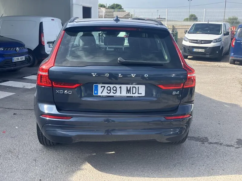 Volvo XC60 2.0 B4 D Core - foto 5
