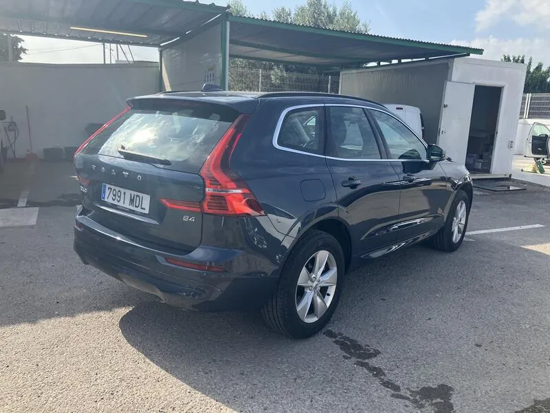 Volvo XC60 2.0 B4 D Core - foto 6