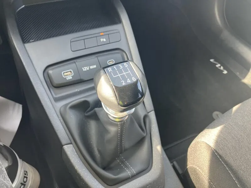 Kia Stonic 1.0 T-GDi MHEV - foto 33
