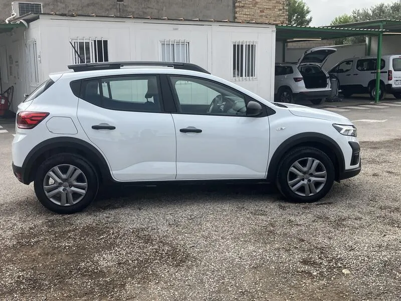 Dacia Sandero Stepway Essential 1.0 TCe - foto 7