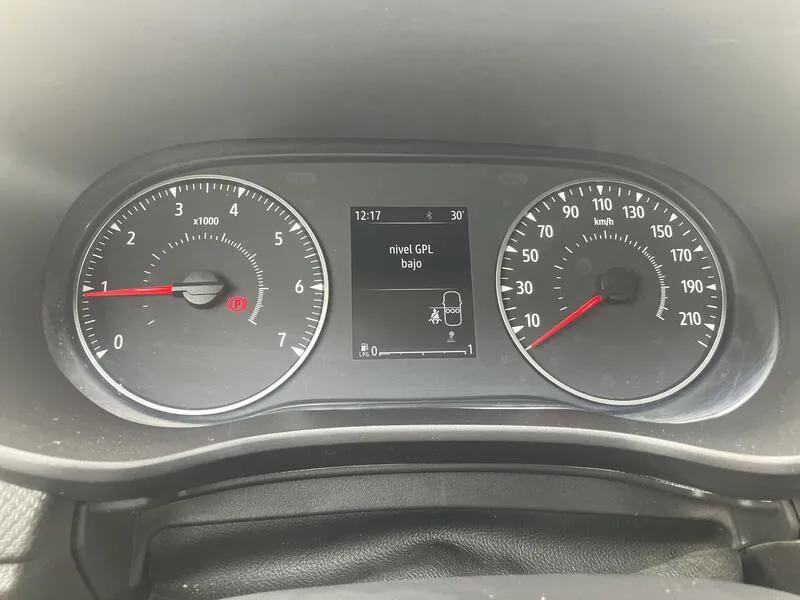 Dacia Sandero Stepway Essential 1.0 TCe - foto 31