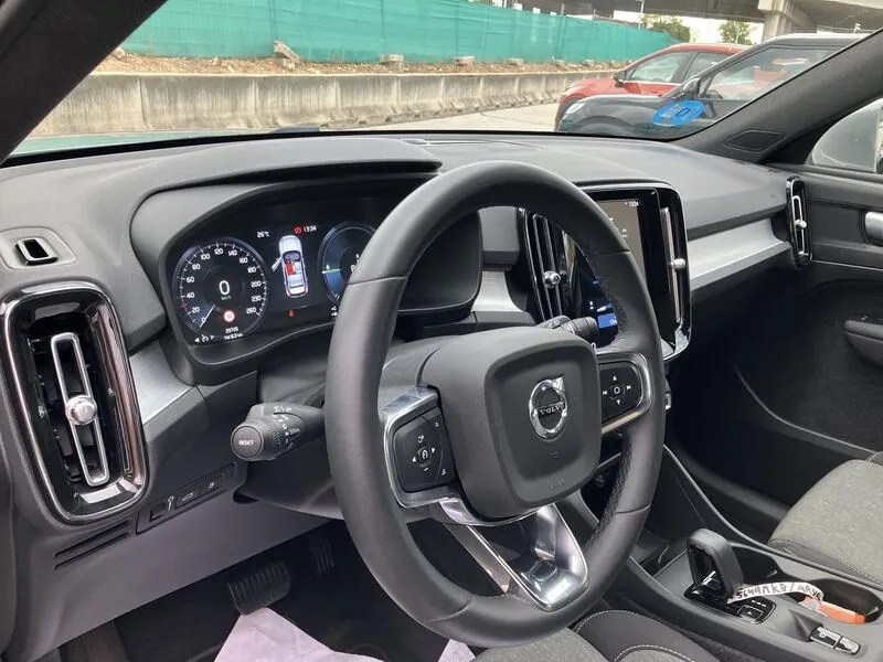 Volvo XC40 1.5 T4 Recharge PHEV Core - foto 10
