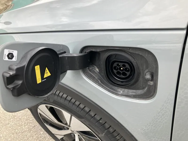 Volvo XC40 1.5 T4 Recharge PHEV Core - foto 26