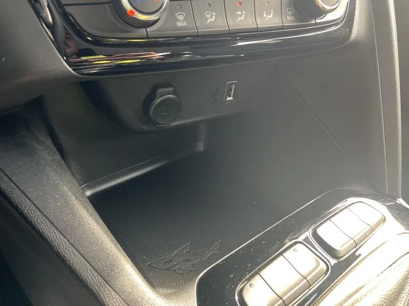 Opel Corsa 1.2 XEL Edition - foto 34