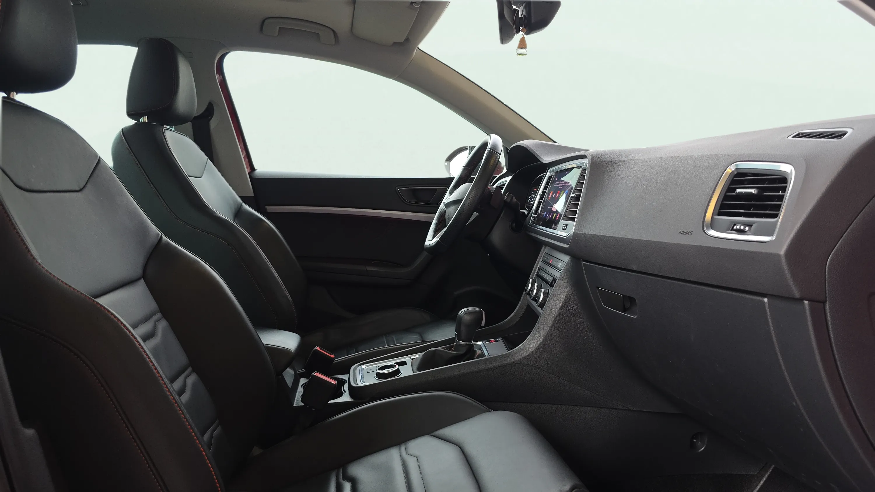 SEAT Ateca 1.5 TSI DSG FR - foto 21
