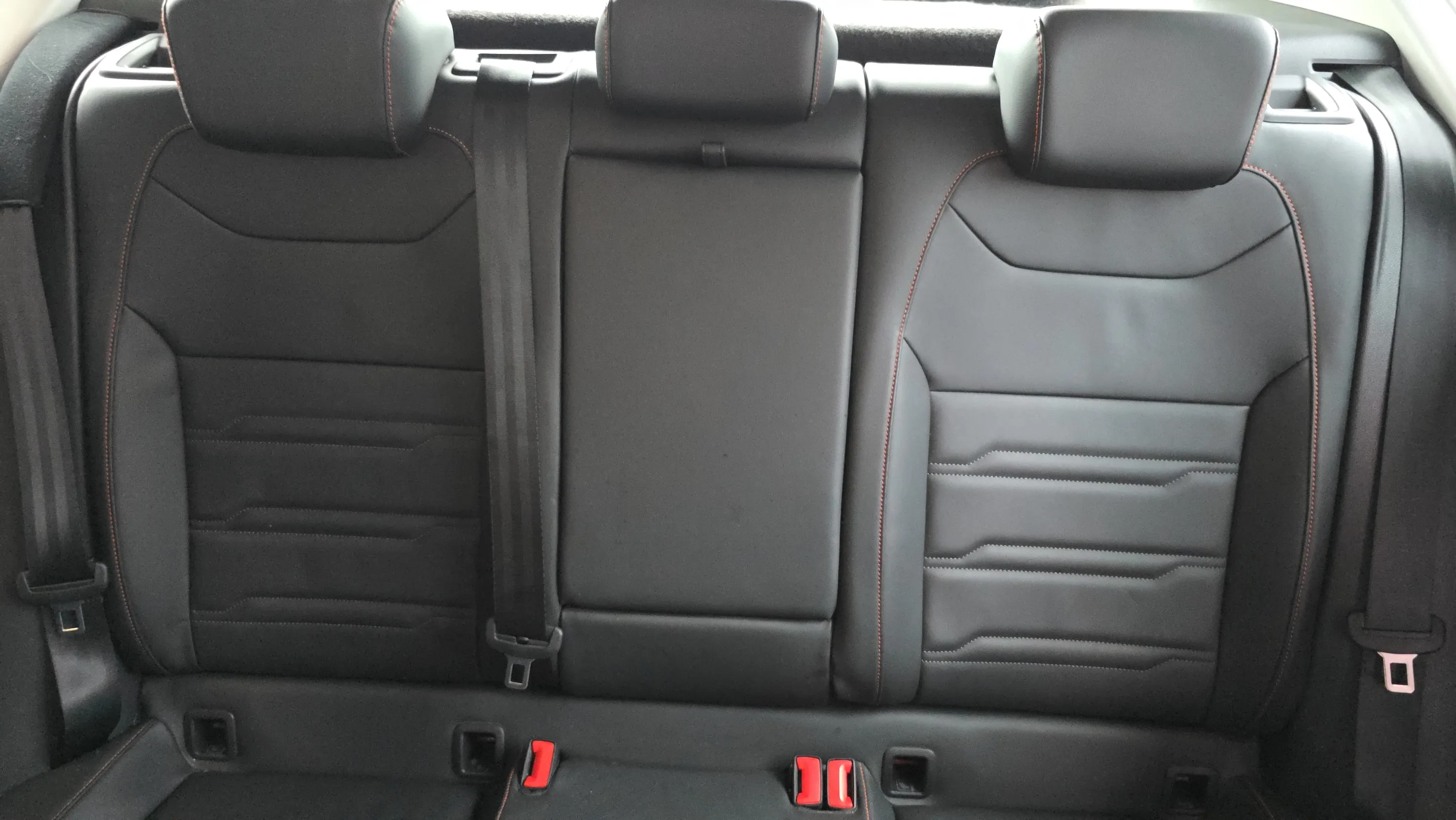SEAT Ateca 1.5 TSI DSG FR - foto 22