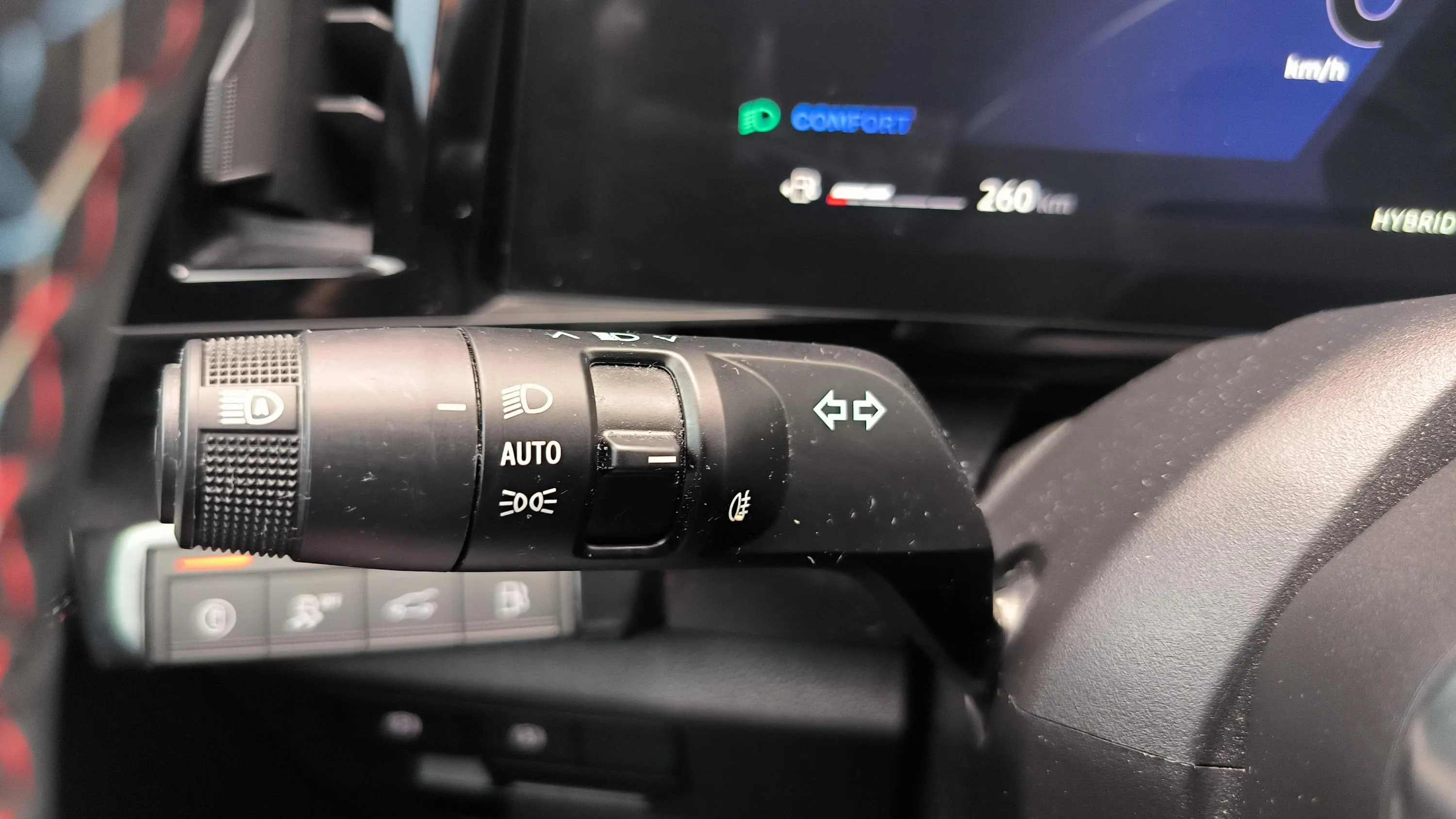 Renault Rafale Esprit Alpine E-Tech 4x4 - foto 17