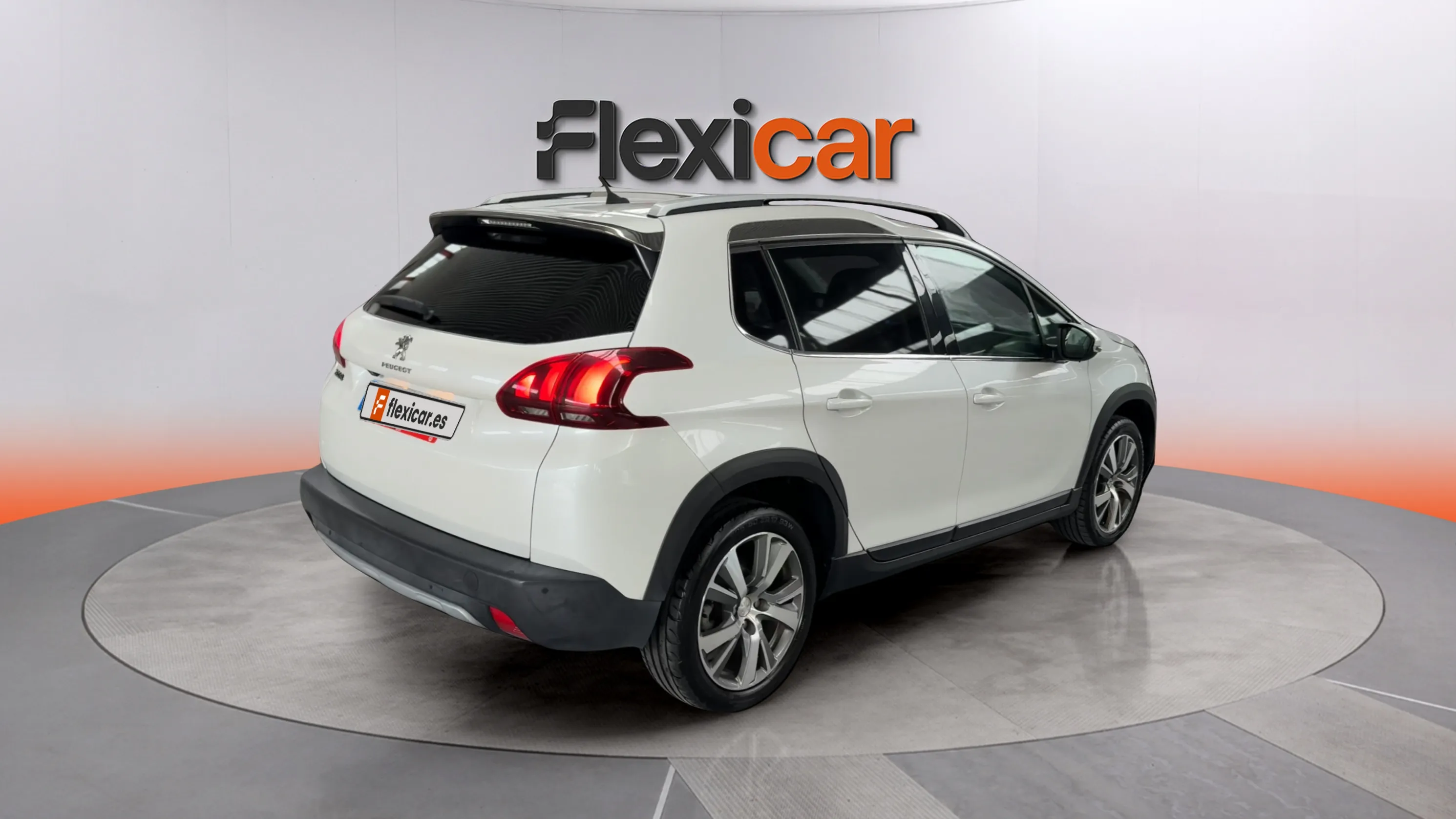 Peugeot 2008 Allure 1.2 PureTech - foto 7