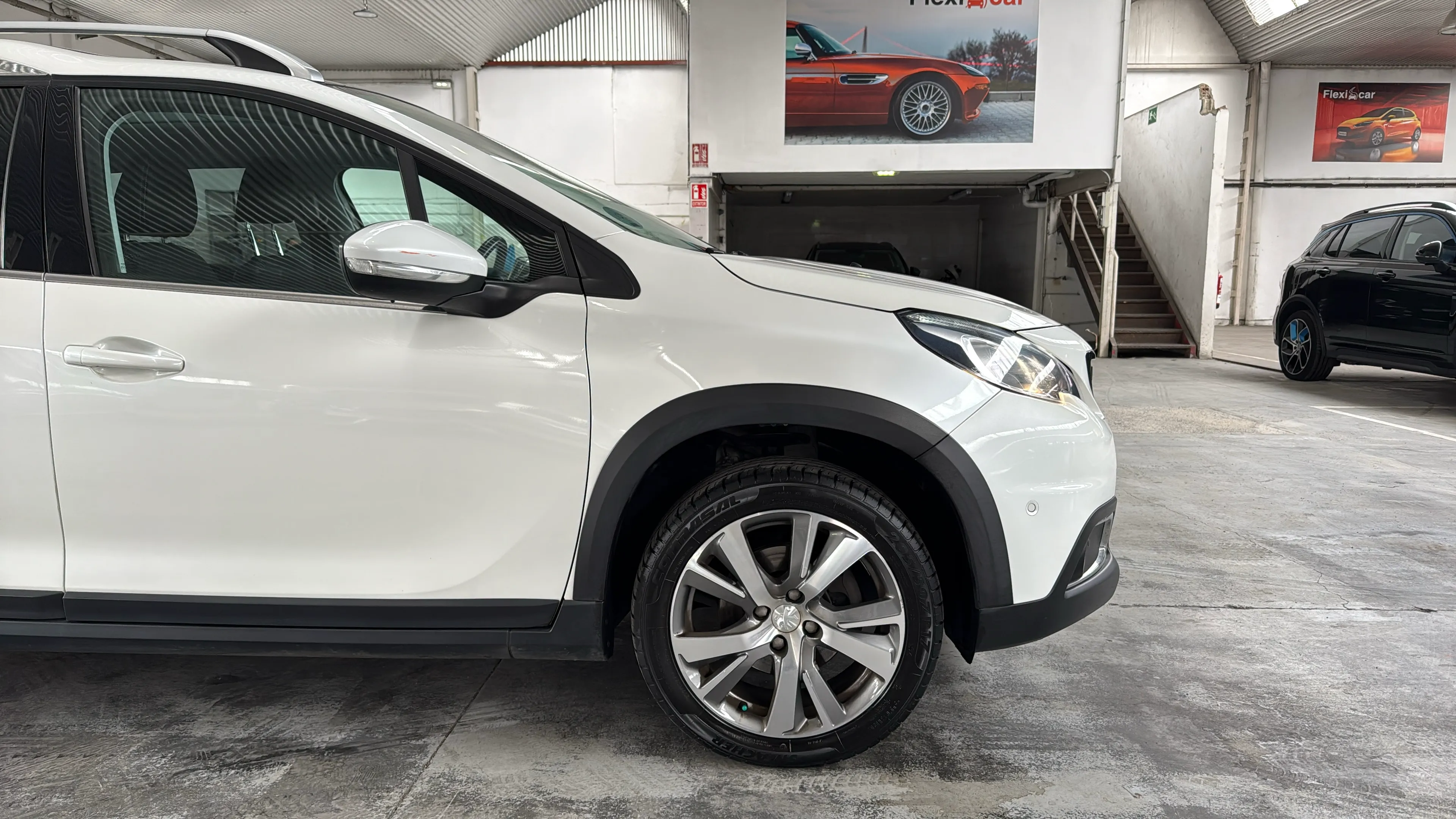 Peugeot 2008 Allure 1.2 PureTech - foto 28
