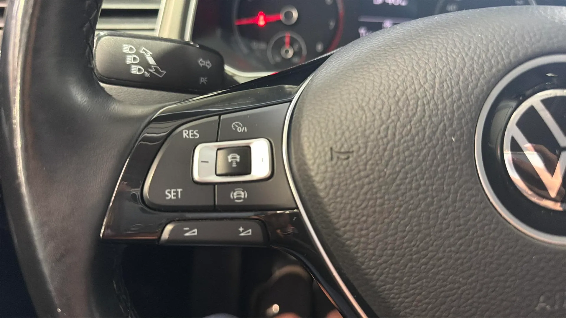Volkswagen T-Roc Advance 1.5 TSI - foto 18