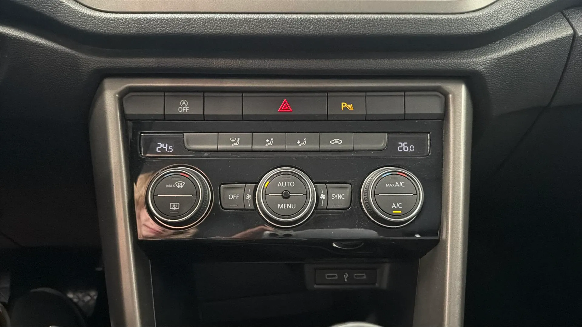 Volkswagen T-Roc Advance 1.5 TSI - foto 17