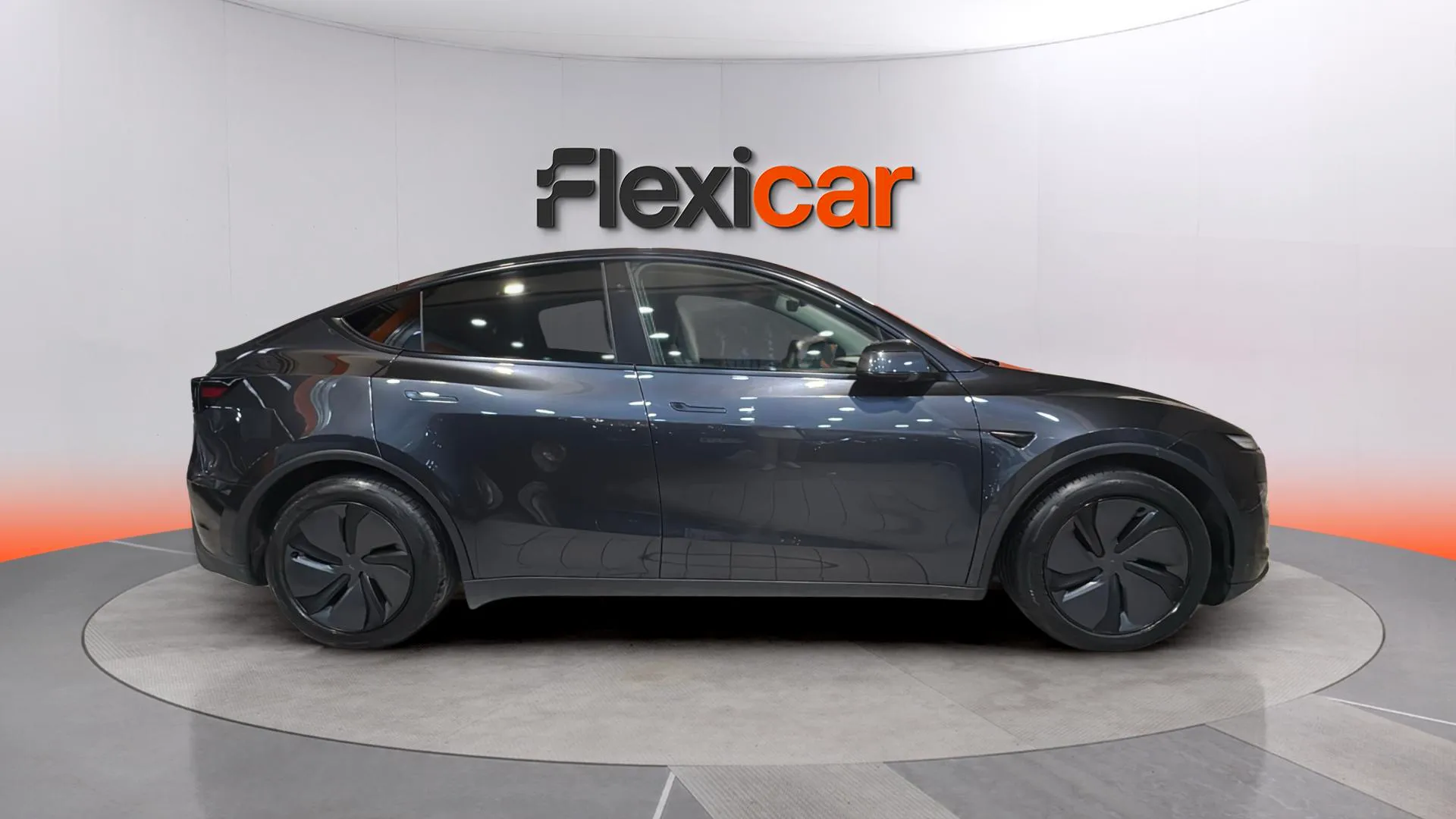 Tesla Model Y Gran autonomía con tracción integral - foto 8