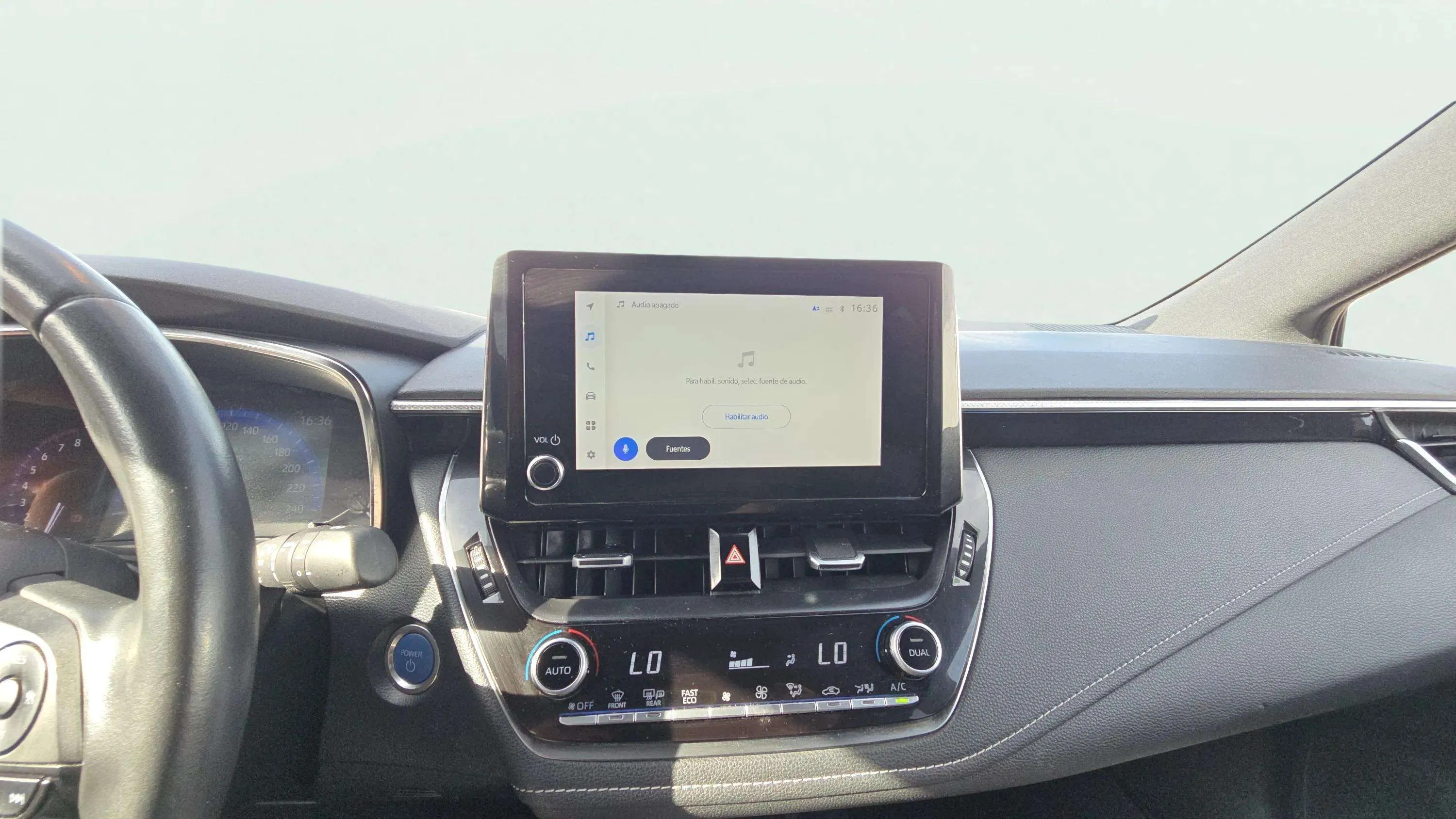 Toyota Corolla 2.0 180H Style E-CVT Touring Sport - foto 20