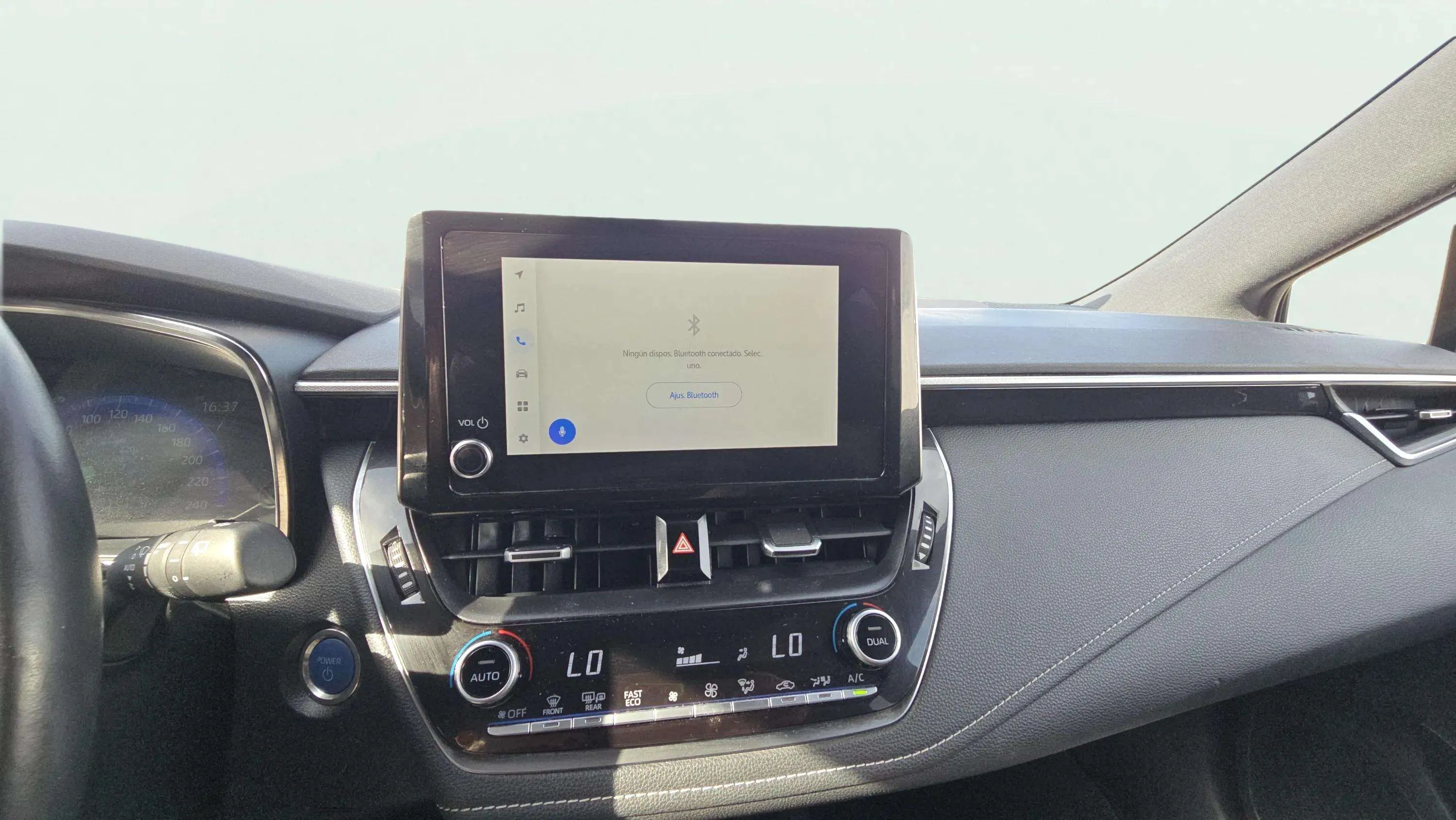 Toyota Corolla 2.0 180H Style E-CVT Touring Sport - foto 21